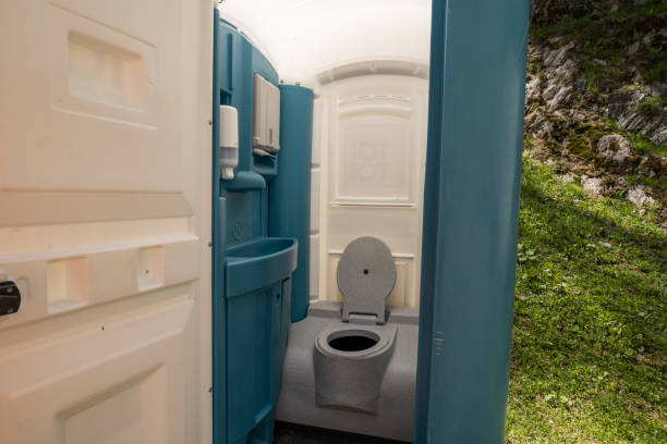 Best Construction site porta potty rental  in Waynesville, OH